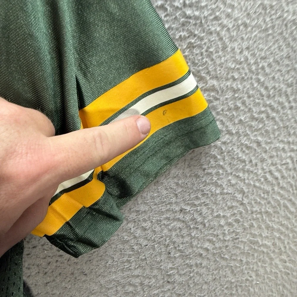 Vintage Green Bay Packers‎ Jersey Youth Medium Green Brett Favre #4 Nike 90s Y2K